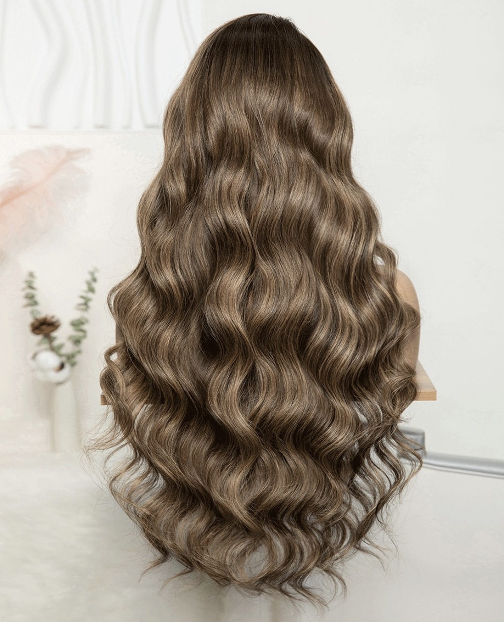 The Zara Loose Wave Wig